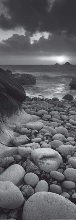Affiche Art Helen Dixon - Rocky beach at sunset 33x95cm
